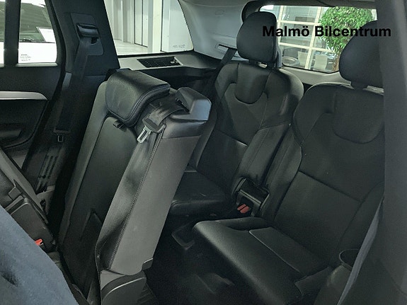 Volvo XC90 7 of 21
