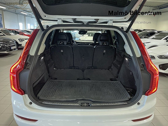 Volvo XC90 19 of 21