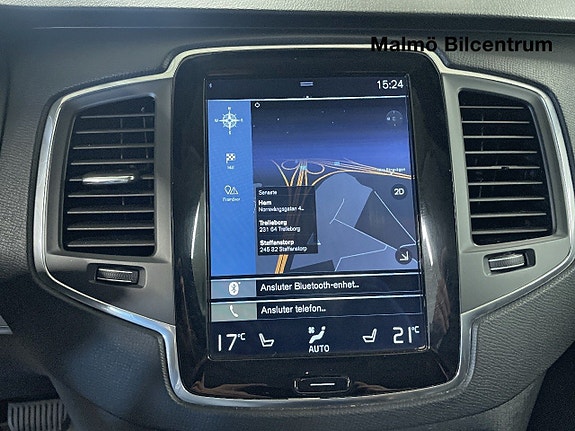 Volvo XC90 16 of 21