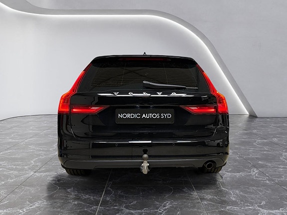 Volvo V90 4 of 5