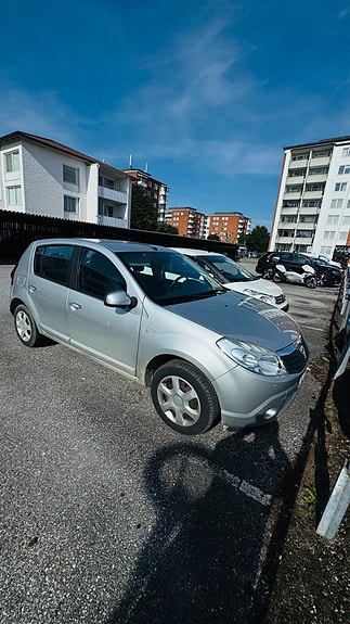 Dacia Sandero 3 of 4