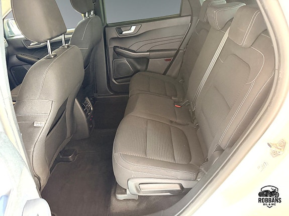 Ford Kuga 12 of 21