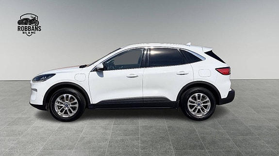 Ford Kuga 8 of 21