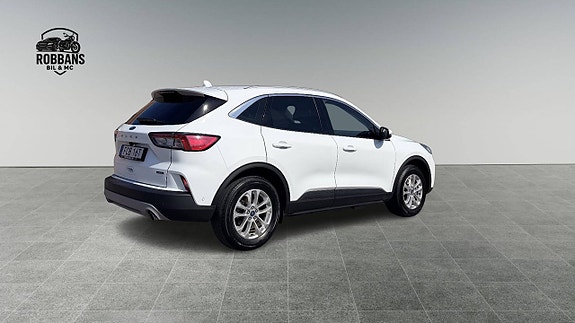 Ford Kuga 5 of 5