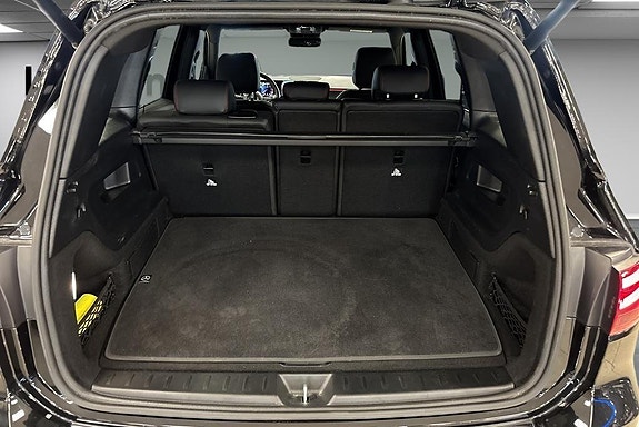 Mercedes-Benz GLB220 d 15 of 20