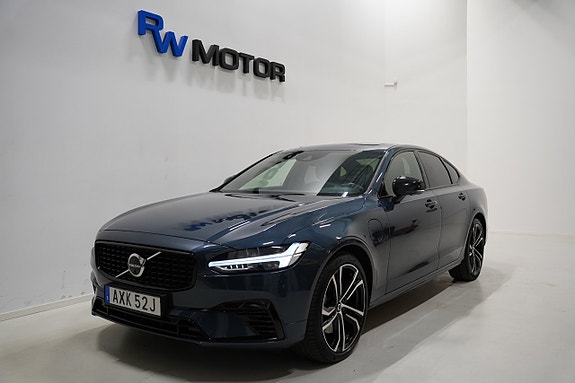 Volvo S90 2 of 5