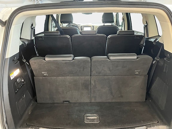 Ford S-MAX 4 of 5