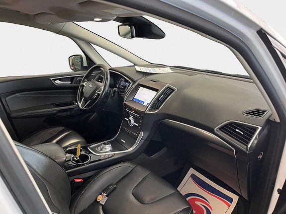 Ford S-MAX 7 of 7
