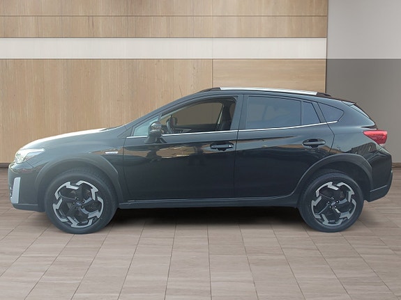 Subaru XV 2 of 5