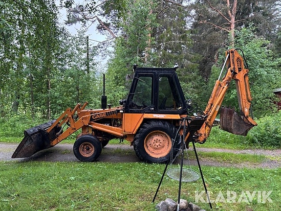 Traktorgrävare Case 580B 2 of 5