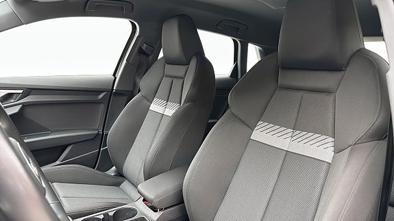 Audi A3 8 of 15