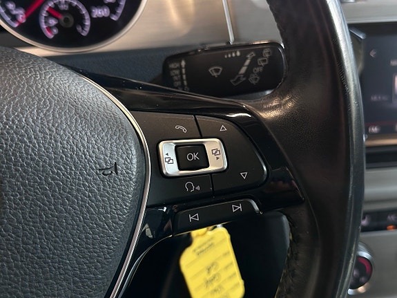 Volkswagen Golf I 19 of 22