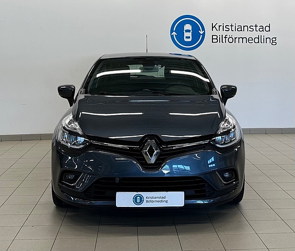 Renault Clio 6 of 12