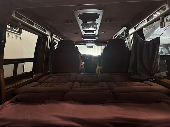 Chevrolet Express G1500 18 of 18