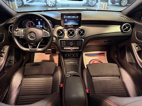 Mercedes-Benz CLA180 7 of 14