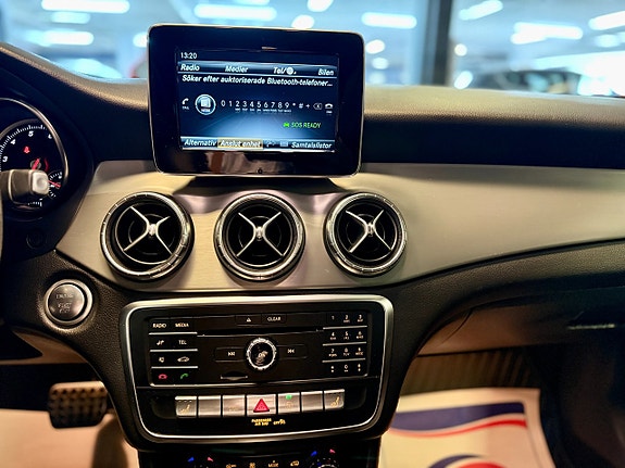 Mercedes-Benz CLA180 10 of 14