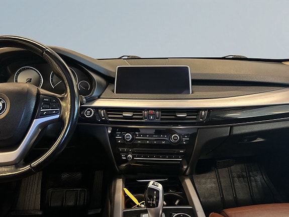 BMW X5 11 of 25