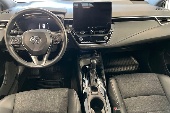 Toyota Corolla 10 of 21