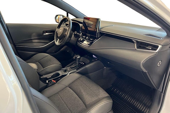 Toyota Corolla 7 of 21