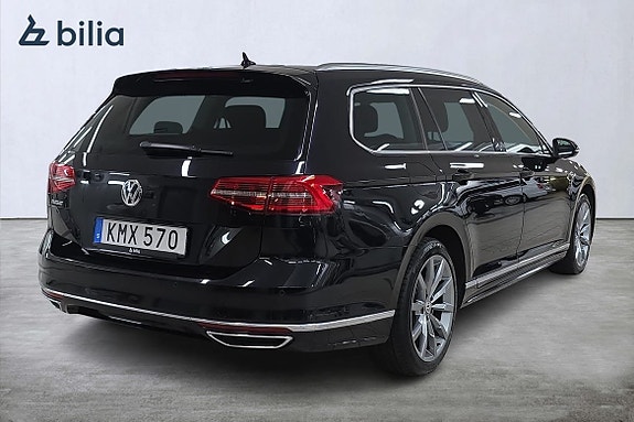 Volkswagen Passat 19 of 21