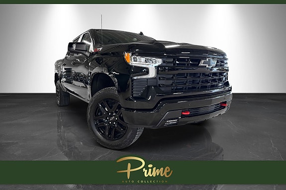 Chevrolet Silverado 1500 2 of 5