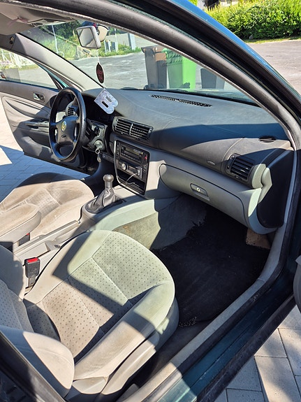Volkswagen Passat 4 of 5