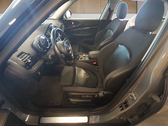 MINI Clubman Cooper S 11 of 16