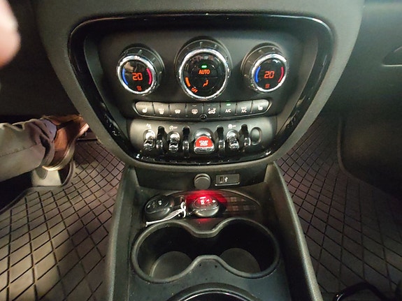 MINI Clubman Cooper S 15 of 16