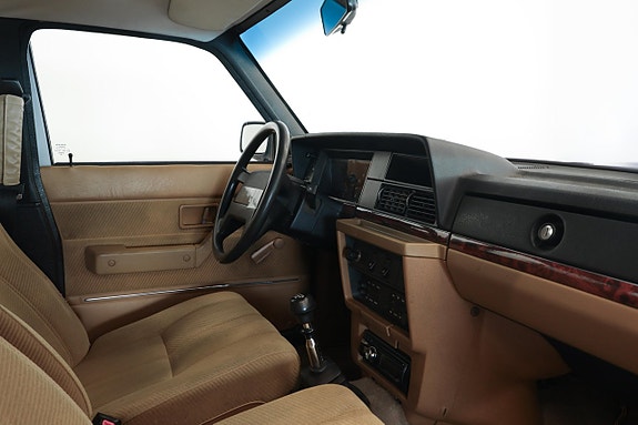 Volvo 240 6 of 11