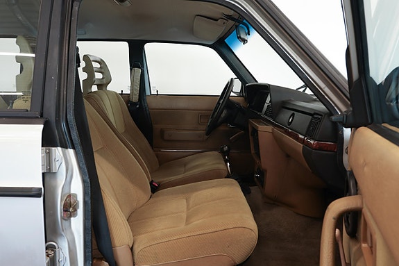 Volvo 240 5 of 11