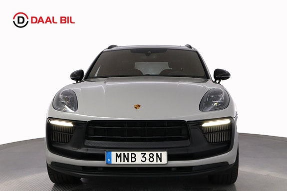 Porsche Macan GTS 2 of 5