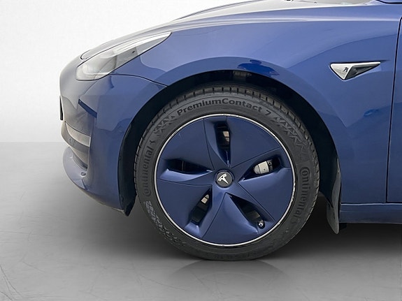 Tesla Model 3 30 of 30