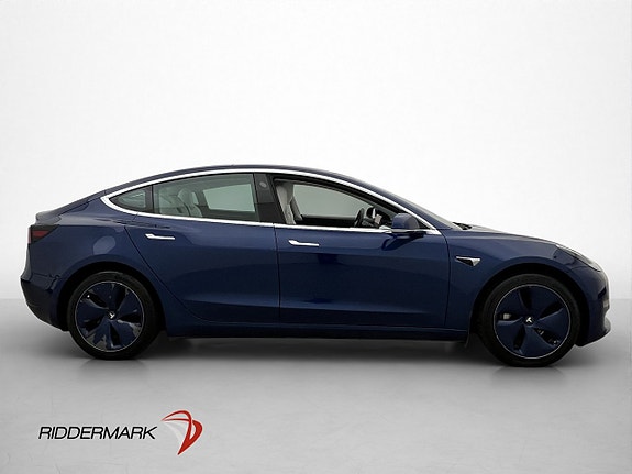Tesla Model 3 10 of 30