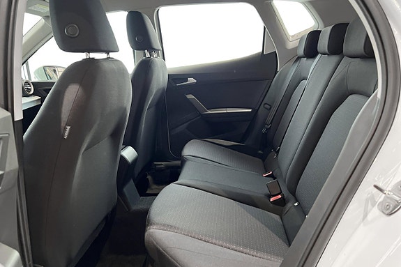Seat Arona 14 of 22
