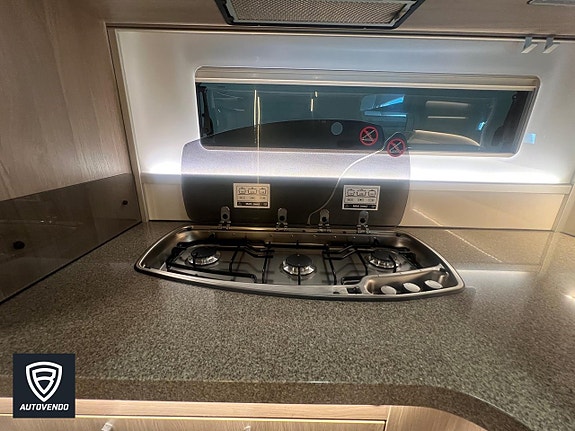 Kabe Imperial Travel Master TM 810 LT 8 of 27
