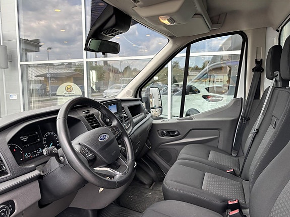 Ford Transit 13 of 20