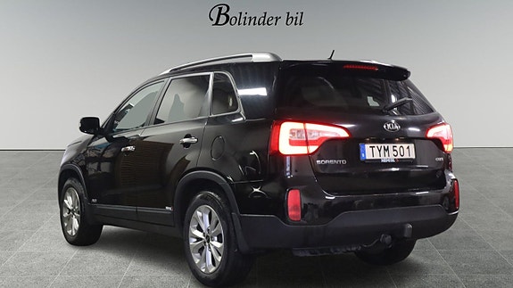 Kia Sorento 4 of 5