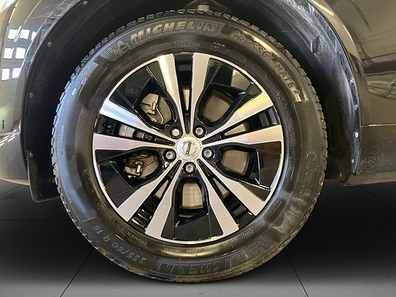 Volvo XC60 14 of 21