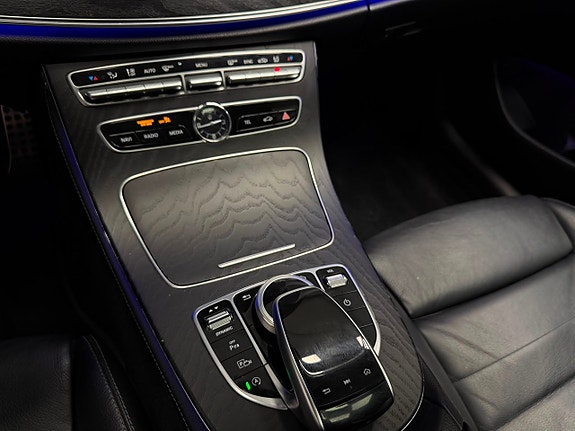 Mercedes-Benz E220 d 17 of 24