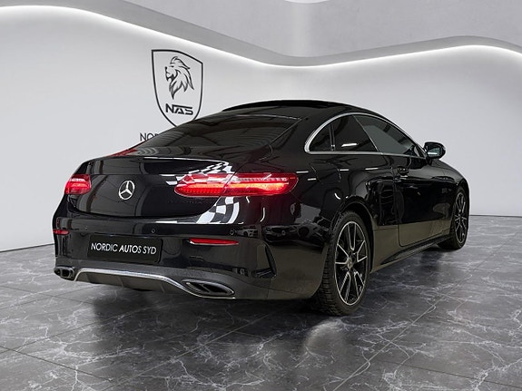 Mercedes-Benz E220 d 5 of 5