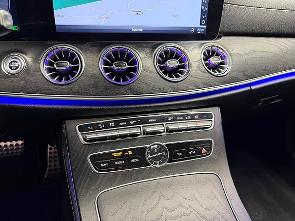 Mercedes-Benz E220 d 21 of 24