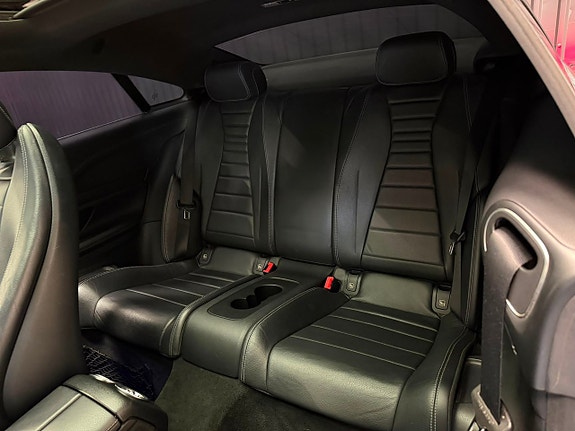 Mercedes-Benz E220 d 24 of 24