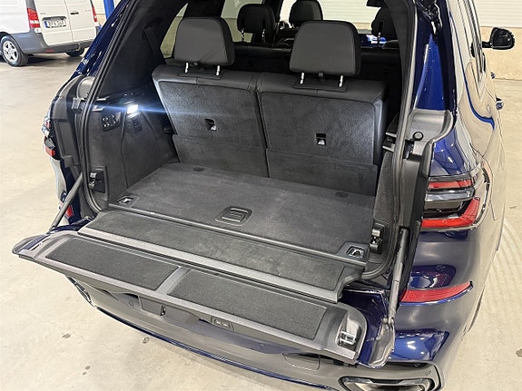 BMW X7 25 of 27