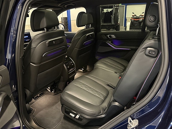 BMW X7 12 of 27