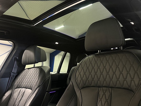 BMW X7 11 of 27