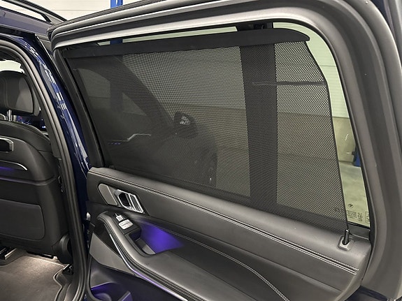 BMW X7 15 of 27