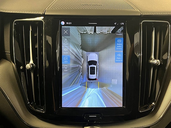 Volvo XC60 24 of 26