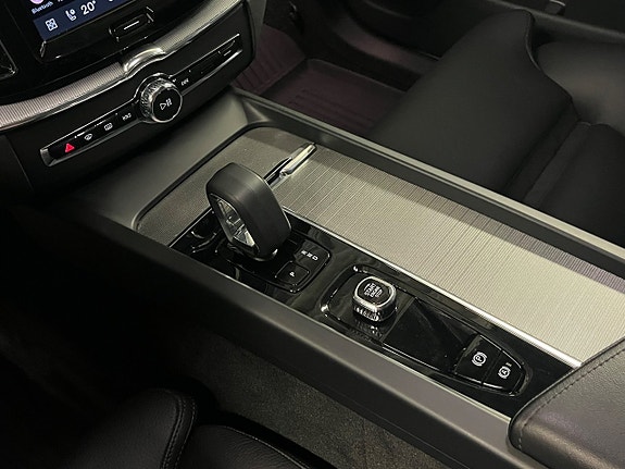Volvo XC60 20 of 26
