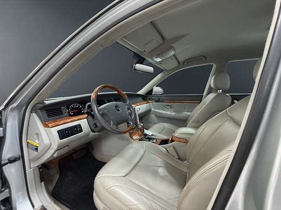 Kia Opirus 7 of 15