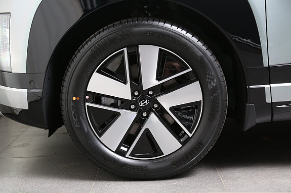 Hyundai Ioniq 9 5 of 30